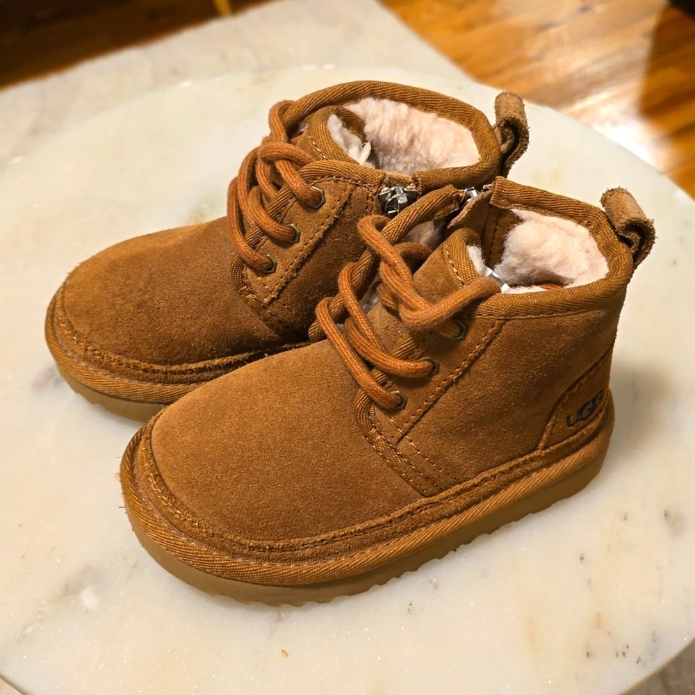 Ugg Neumel